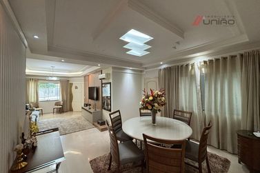 Casa &agrave; venda - 275m&sup2; - Zona 1a