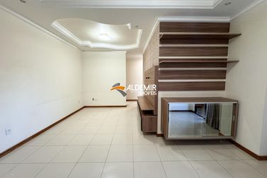 Apartamento &agrave; venda - 103m&sup2; - Zona I