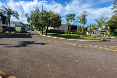 Terreno &agrave; venda - 364m&sup2; - CONJUNTO RESIDENCIAL PORTAL DAS AGU