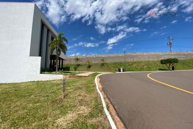 Terreno &agrave; venda - 250m&sup2; - Gleba Figueira