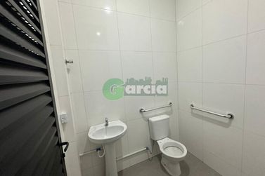 Sal&atilde;o Comercial para alugar - 965m&sup2; - Parque Residencial da G&aacute;vea