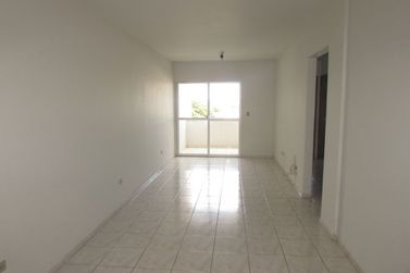 Apartamento &agrave; venda - 110m&sup2; - Zona III