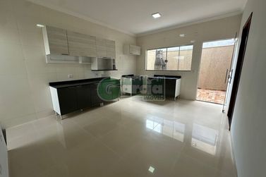 Casa &agrave; venda - 90m&sup2; - Jardim Jota Miranda
