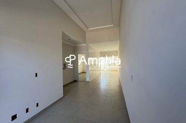 Casa &agrave; venda - 63m&sup2; - Esmeralda