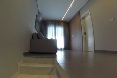 Sobrado &agrave; venda - 151m&sup2; - Jardim Oasis