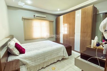 Casa &agrave; venda - 216m&sup2; - Jardim Belvedere