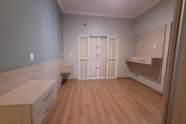 Casa &agrave; venda - 347m&sup2; - Zona VII