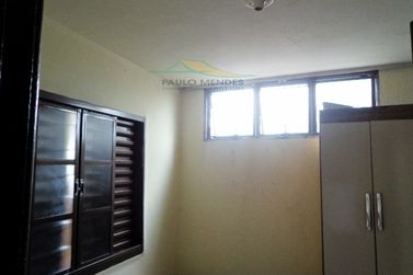Casa &agrave; venda - 90m&sup2; - CONJUNTO RESIDENCIAL C&Oacute;RREGO LONGE