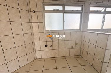 Apartamento para alugar - 33m&sup2; - Zona 3