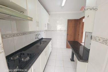 Apartamento &agrave; venda - 76m&sup2; - Zona II