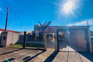 Casa &agrave; venda - 191m&sup2; - Pra&ccedil;a 7 de Setembro, Zona 05