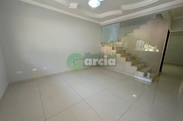 Sobrado para alugar - Zona II