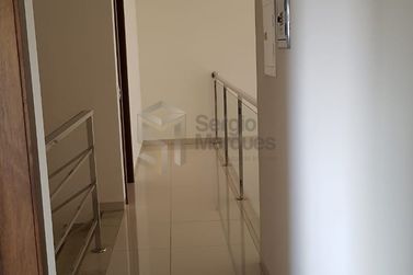 Casa &agrave; venda - 275m&sup2; - Condom&iacute;nio Royal Garden
