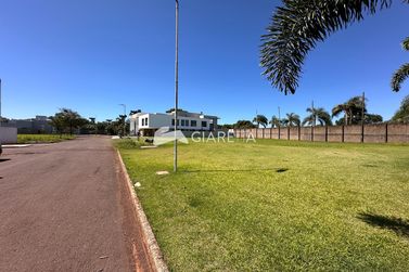 Terreno &agrave; venda - 750m&sup2; - VILA INDUSTRIAL