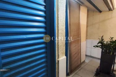 Sala Comercial &agrave; venda - 200m&sup2; - Centro