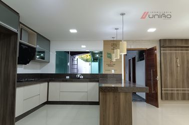 Casa &agrave; venda - 192m&sup2; - Zona VII