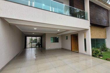 Apartamento &agrave; venda - 315m&sup2; - Zona VII