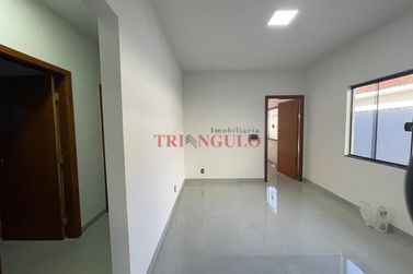 Casa para alugar - 277m&sup2; - ZONA I-A