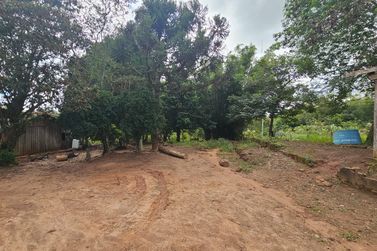 Ch&aacute;cara &agrave; venda - 42088m&sup2; - PARQUE LAGO AZUL