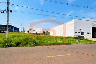 Terreno &agrave; venda - 615m&sup2; - Jardim  Santiago