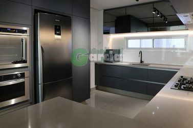 Apartamento &agrave; venda - 120m&sup2; - Zona I