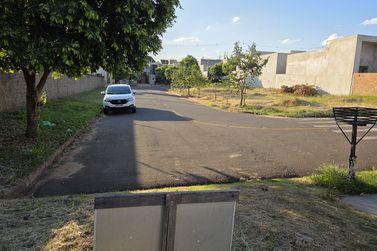 Terreno &agrave; venda - 129m&sup2; - JARDIM LOPES ll