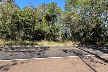 Fazenda &agrave; venda - 27383m&sup2; - Zona Rural