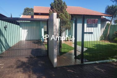 Casa &agrave; venda - 180m&sup2; - Centro
