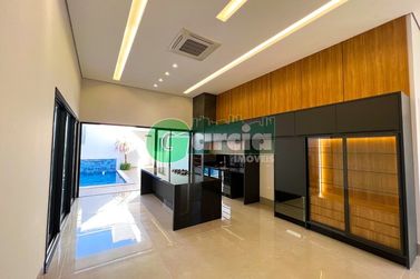 Casa &agrave; venda - 250m&sup2; - Residencial Portal das &Aacute;guas