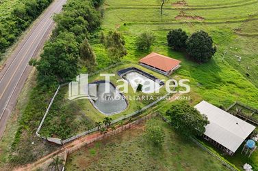 S&iacute;tio &agrave; venda - 167000m&sup2; - Centro