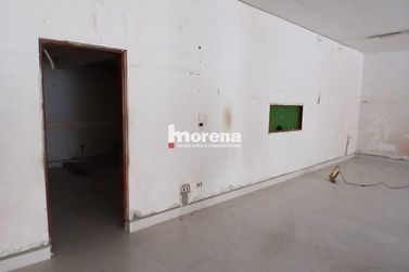 Sal&atilde;o Comercial para alugar - 250m&sup2; - Zona I