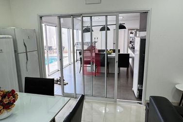 Sobrado &agrave; venda - 257m&sup2; - Residencial Ecoville