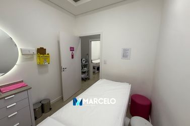 Ponto Comercial &agrave; venda - 280m&sup2; - Centro