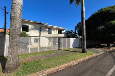 Sobrado &agrave; venda - 