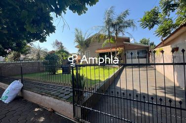Casa &agrave; venda - 469m&sup2; - Espig&atilde;o