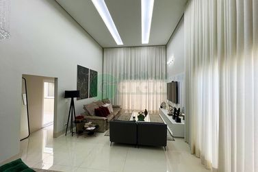 Casa &agrave; venda - Residencial Royal Garden