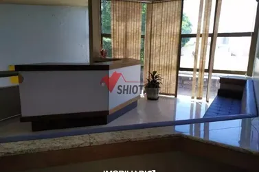 Sala Comercial &agrave; venda - ZONA I