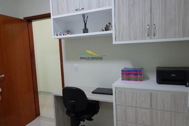 Casa &agrave; venda - 233m&sup2; - JARDIM TAMOIO