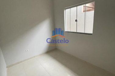 Casa &agrave; venda - 70m&sup2; - Jardim San Martim