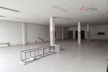 Sal&atilde;o Comercial para alugar - 250m&sup2; - Zona I