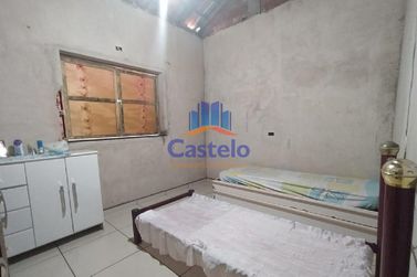 Casa &agrave; venda - 216m&sup2; - Centro