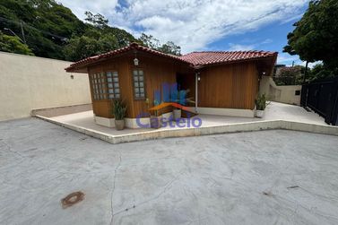 Casa para alugar - 130m&sup2; - ZONA I-A