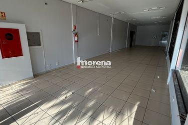 Sala Comercial para alugar - 120m&sup2; - Zona II