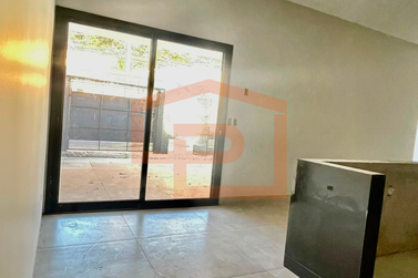 Casa &agrave; venda - 120m&sup2; - Jardim Porto Seguro