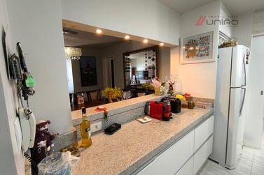 Apartamento &agrave; venda - 101m&sup2; - Zona I-a