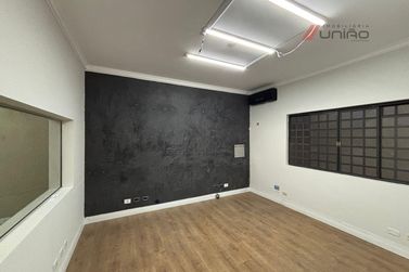 Sal&atilde;o Comercial para alugar - Zona I