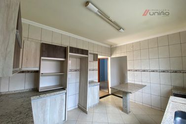 Casa &agrave; venda - 142m&sup2; - Jardim Imperial II