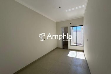 Casa &agrave; venda - 63m&sup2; - Esmeralda