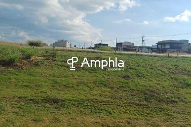 Terreno &agrave; venda - 372m&sup2; - Recanto Tropical