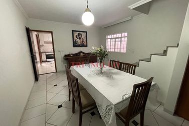 Sobrado &agrave; venda - 248m&sup2; - ZONA VII